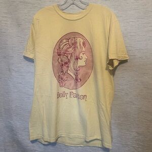 Dolly Parton Heavy Weight T - Vanilla & Wine